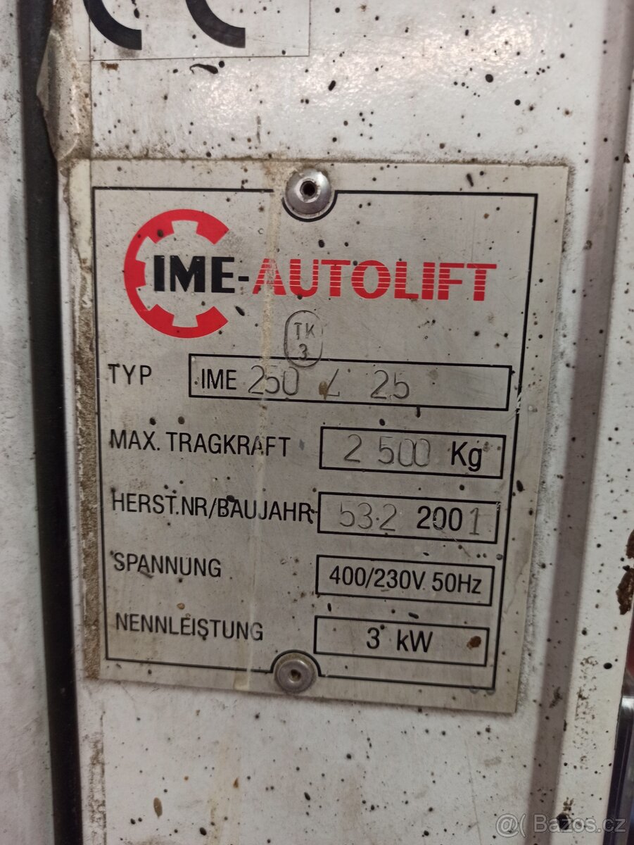 Dvousloupový zvedák - 4