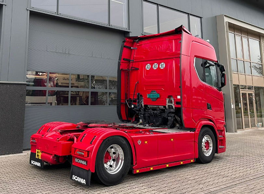 Scania S590 V8 - tahač návěsů - 4