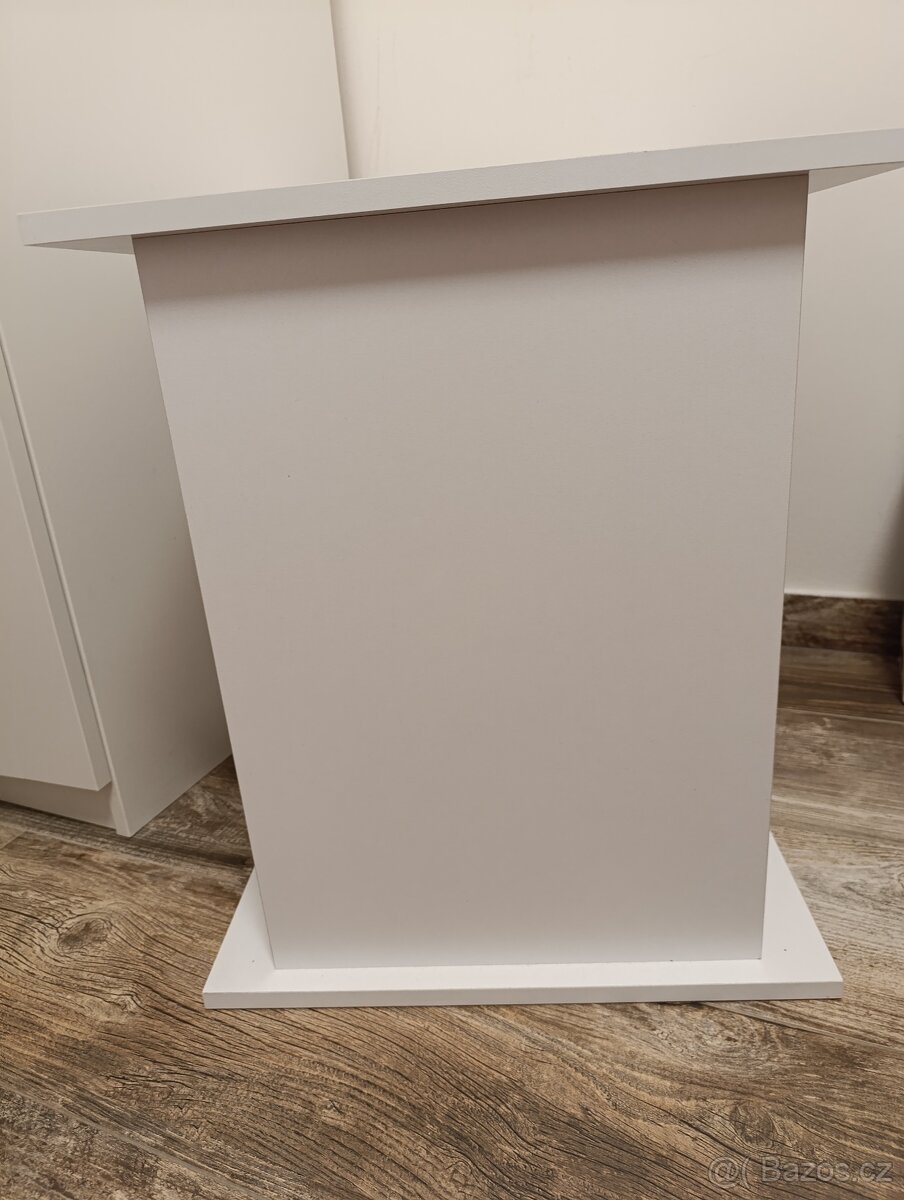 Konferenční stolek - 4