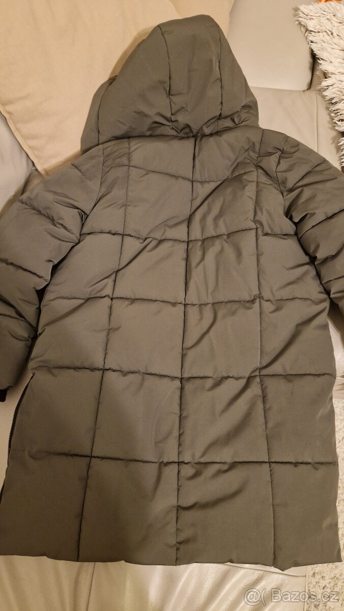 Zimní bunda zn. C&A. Vel 140 - 4