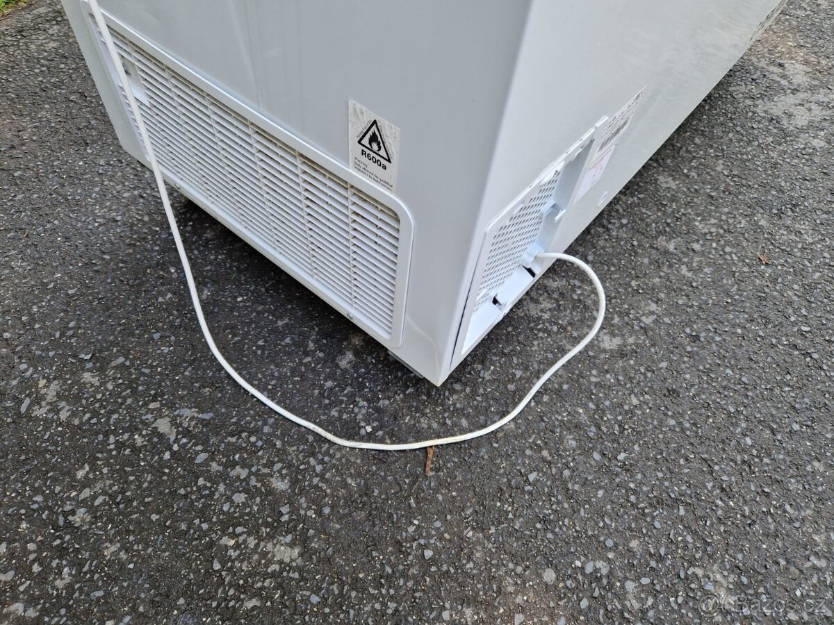 Prosklený mrazák - staří 1 rok - 4