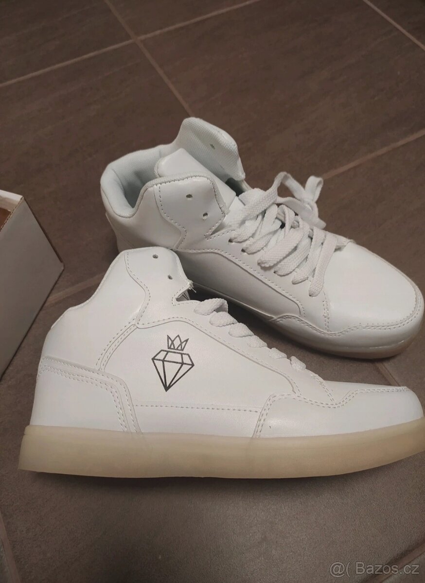 Svítící dámské tenistky - 4