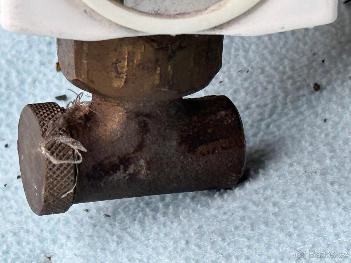 DESKOVÝ RADIÁTOR KORADO - 4