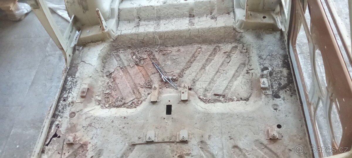 Karosérie Trabant 601 kombi - 4