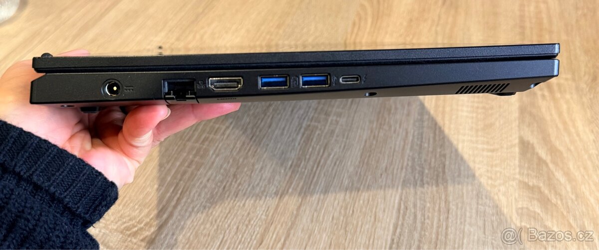 Herní notebook Acer Nitro V15, 16GB RAM, i7 - 4