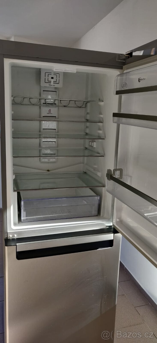 Prodám ledničku Whirpool cb456w 6th sense - 4