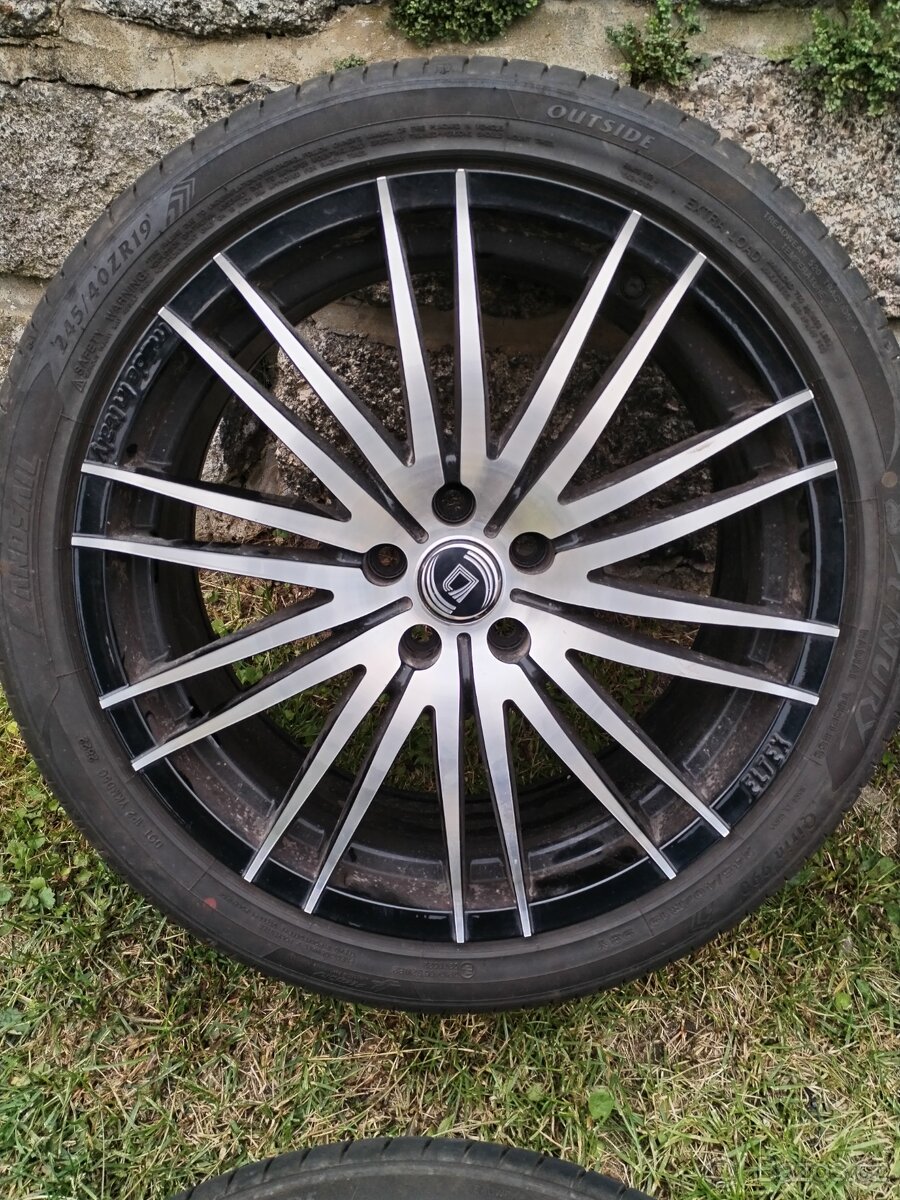 Diewe 5x108 R19 + letní 245/40 - 4