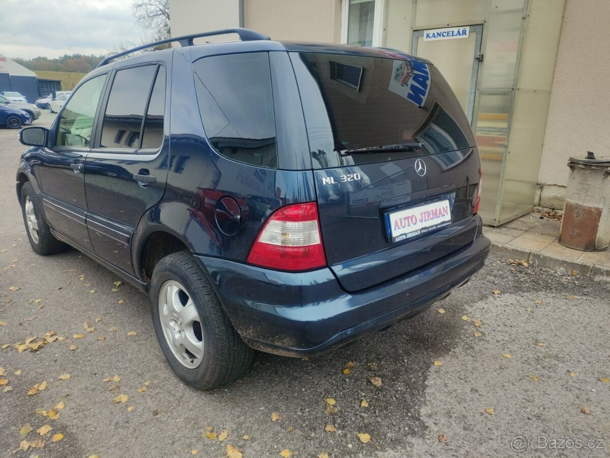 Mercedes-Benz Třídy M 3,2 i - 4