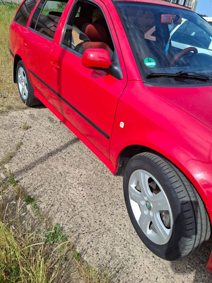 Škoda octavie 16. 75. kW. Benzín - 4