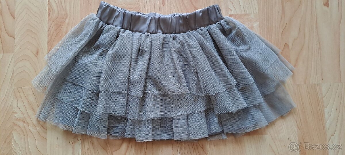 Balík dívčího oblečení na věk 3-6 let, celkem 17 věcí - 4