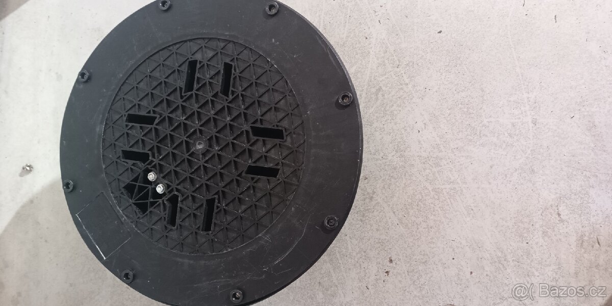 Prodám stojan pro vánoční stromek - 4