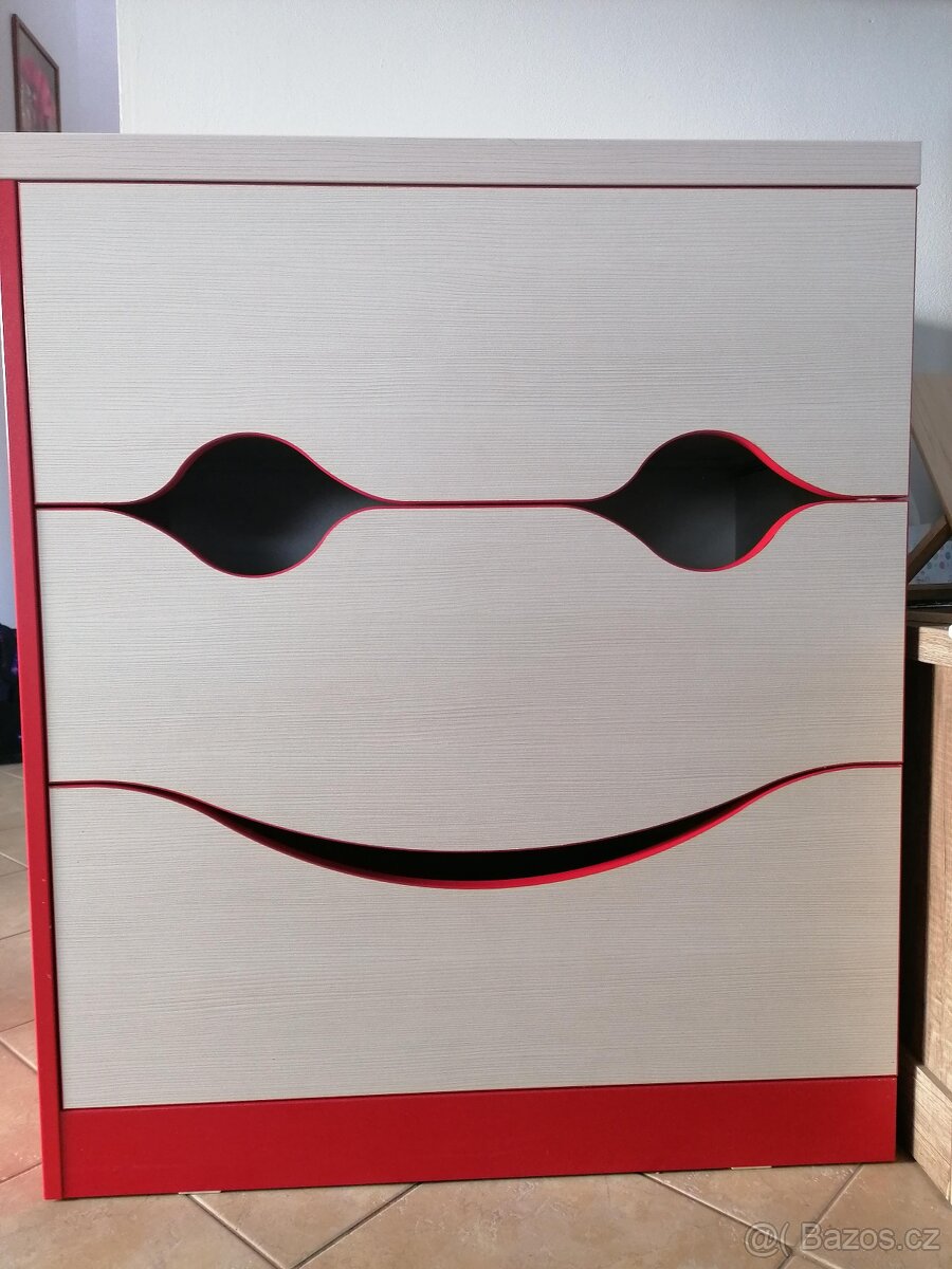 Komody, prebalovací pult - 4