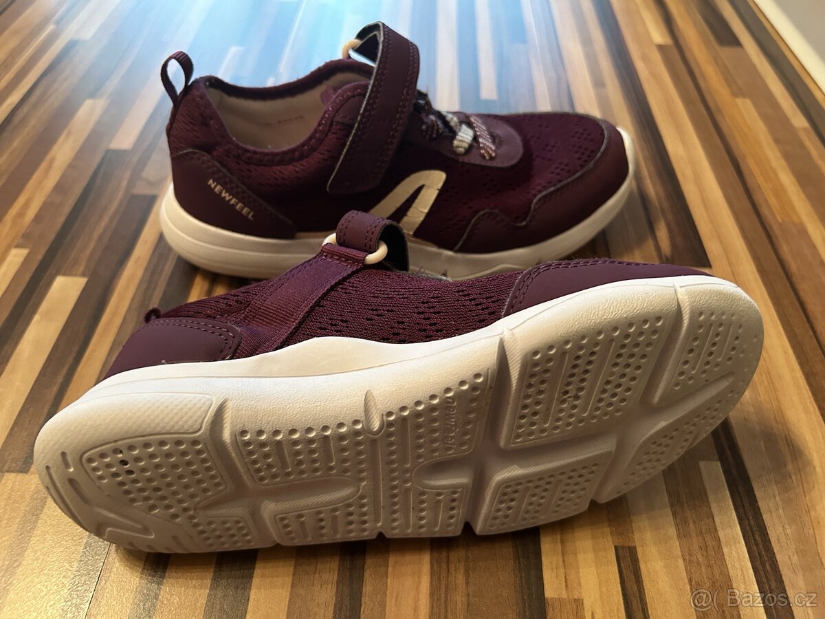 299 Kč za 2 páry Dívčí tenisky z Dekáče vel 34 - 4