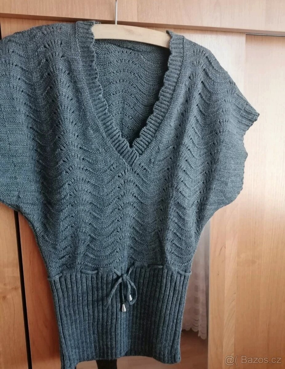 Nový svetřík, vel. S/M - 4