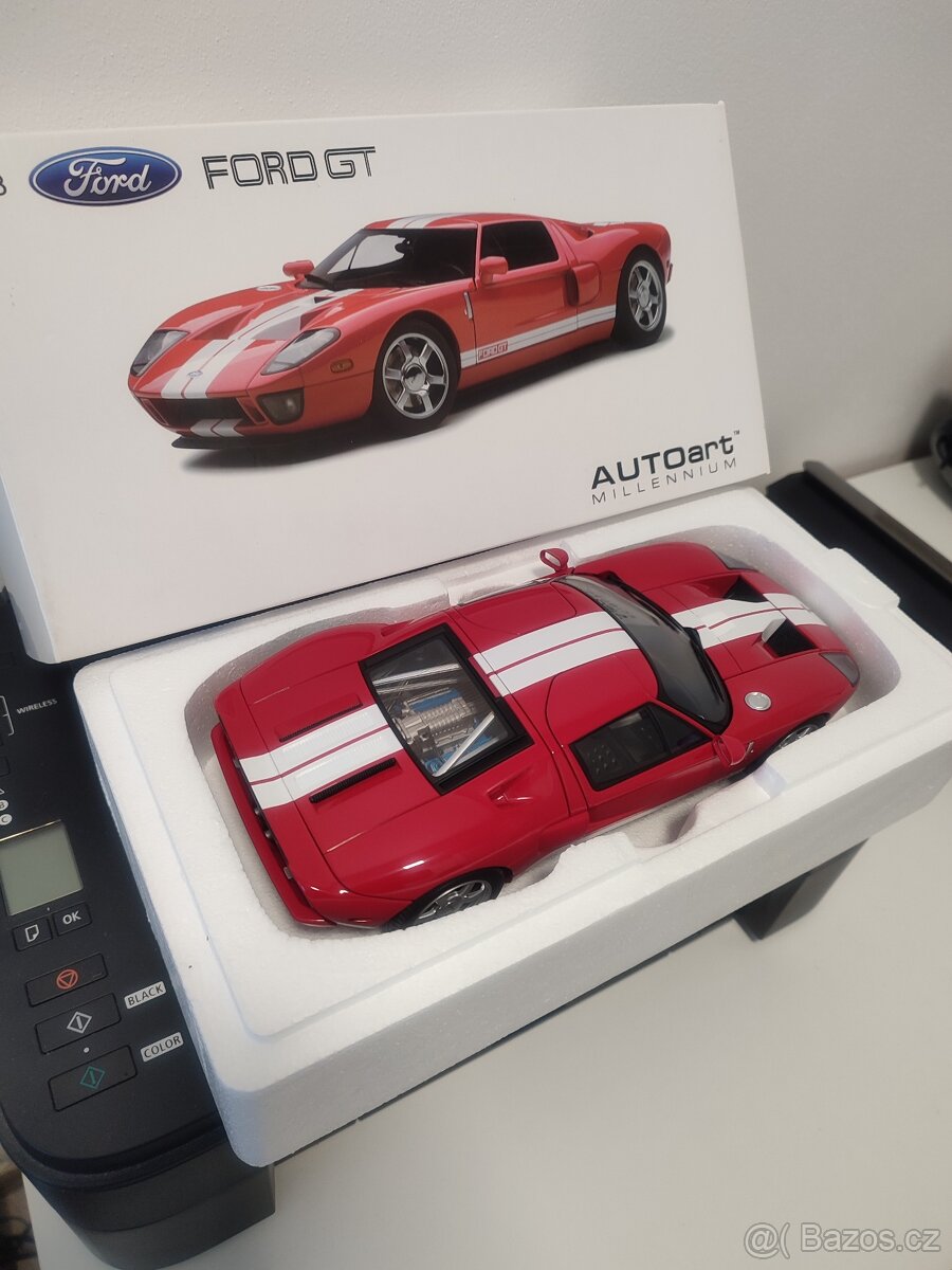 Ford GT 1:18 Autoart - 4