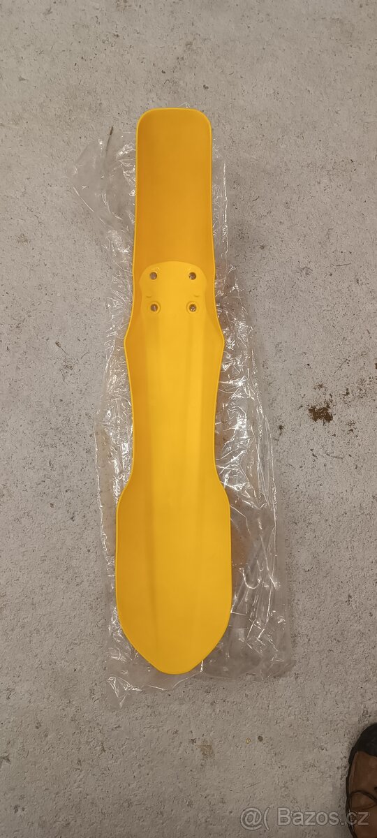 Přední blatník - 4