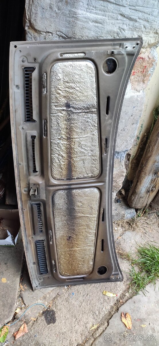 Zadní kapota škoda 120l - 4