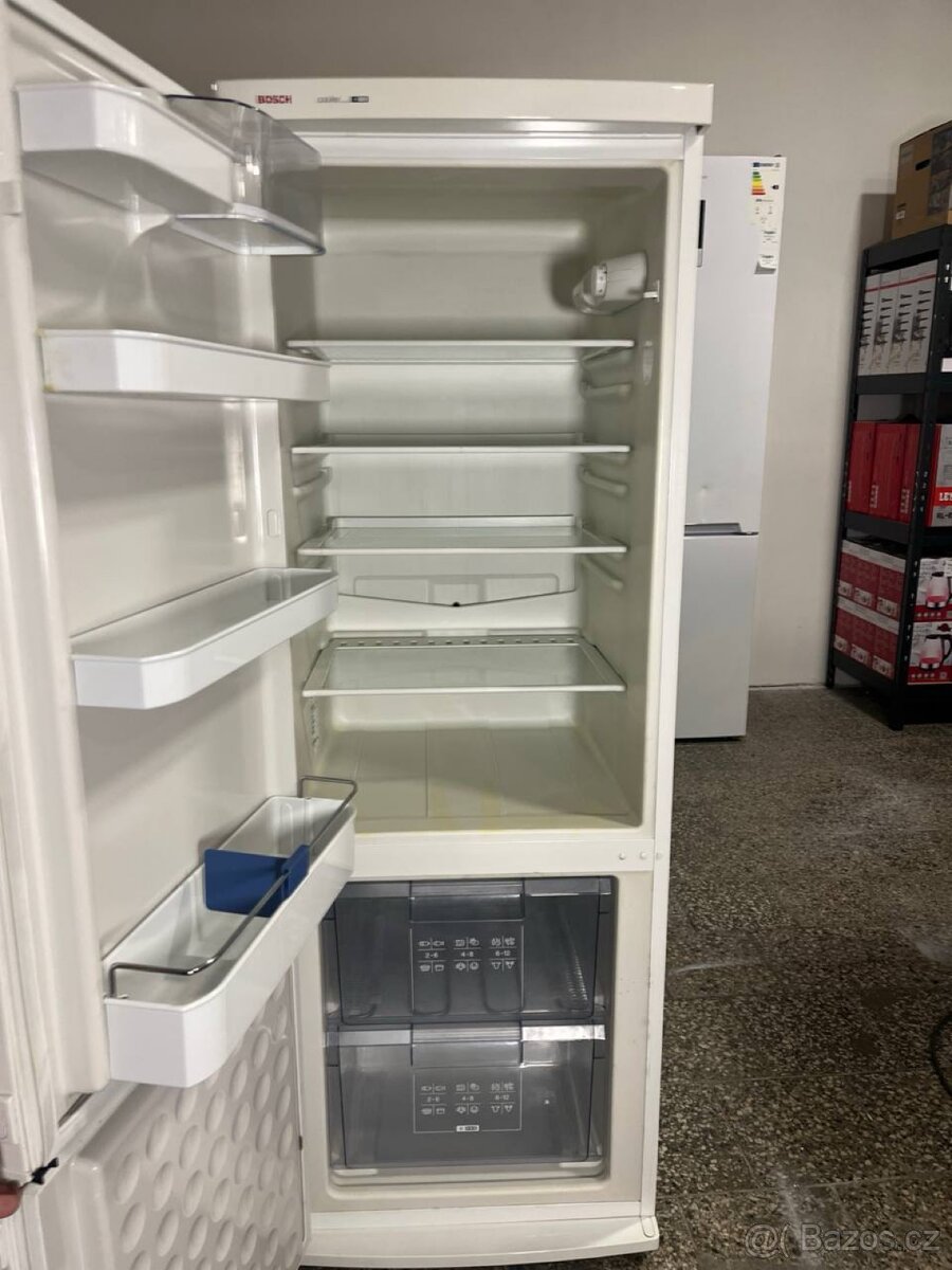 Lednice Bosch bílá s mrazákem + záruka - 4