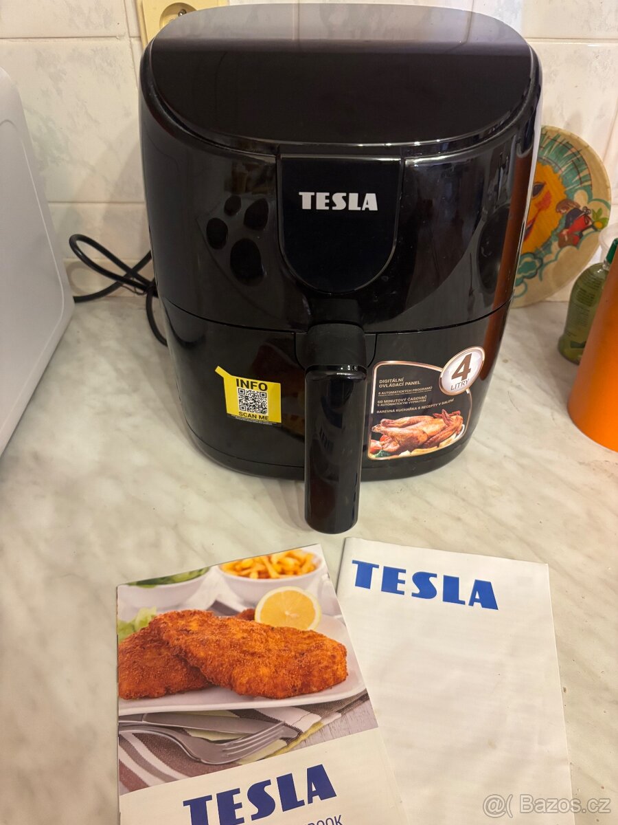 Horkovzdušná fritéza TESLA - 4