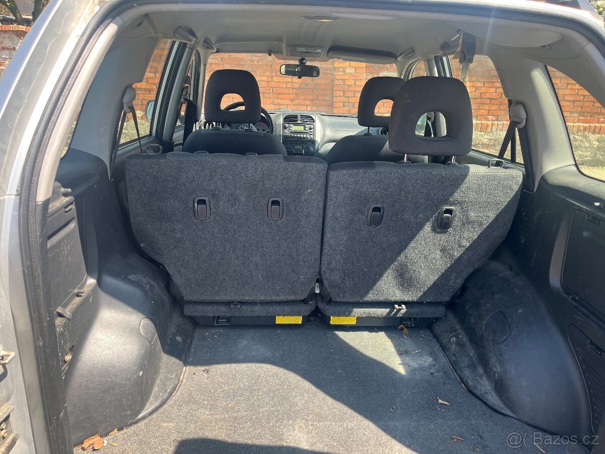 Toyota rav4 2.0D - 4