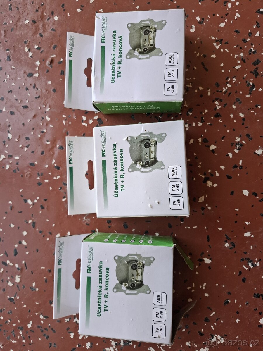 Vypínače, zásuvky, rámečky - 4