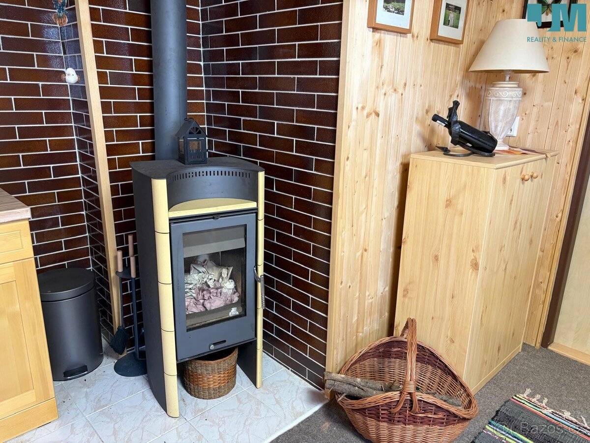 Prodej chata, 60 m² - Naloučany u Třebíč, ev.č. 02064 - 4
