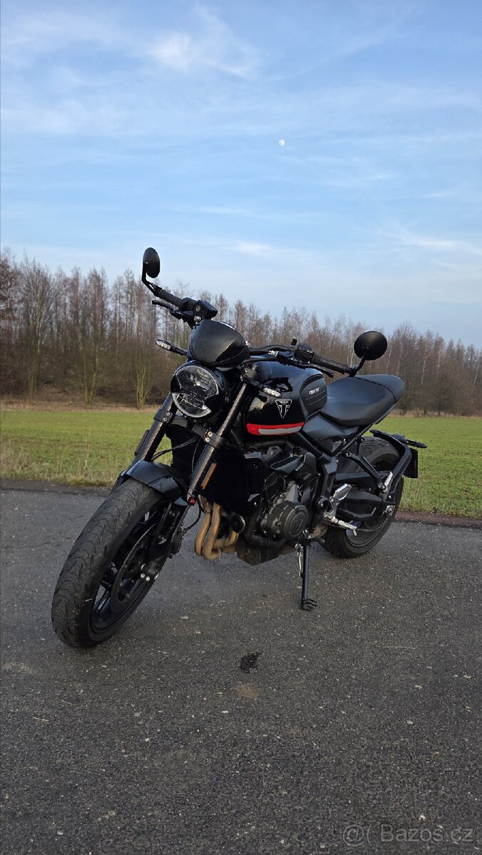 Triumph Trident 660 - 4