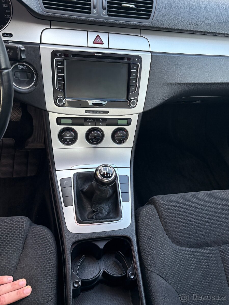 VW Passat b6 2010 - 4