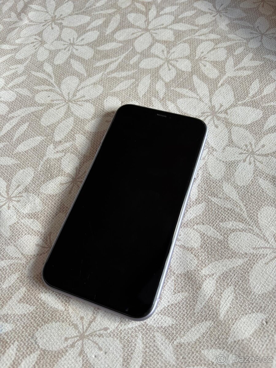 iPhone 11 - 4