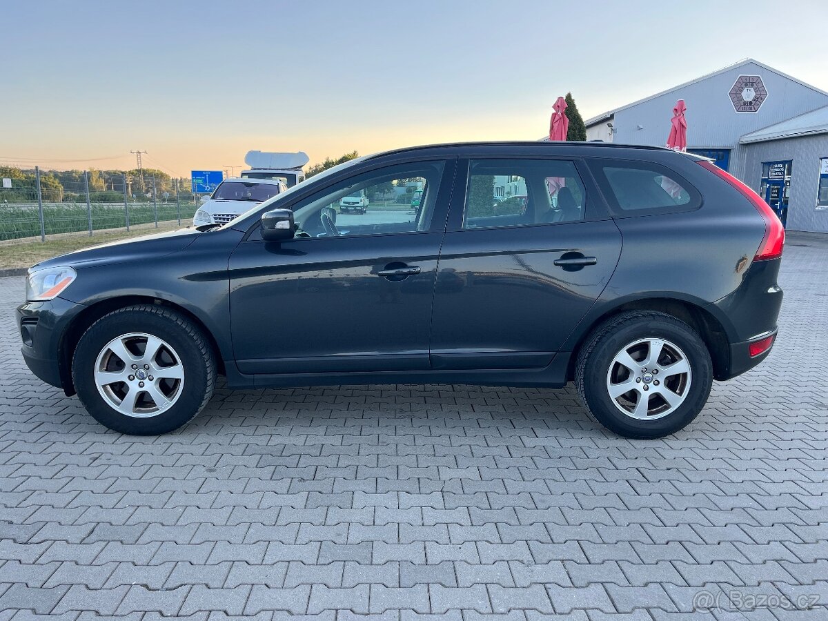 Volvo XC60 2.4 D 129 kW - 4