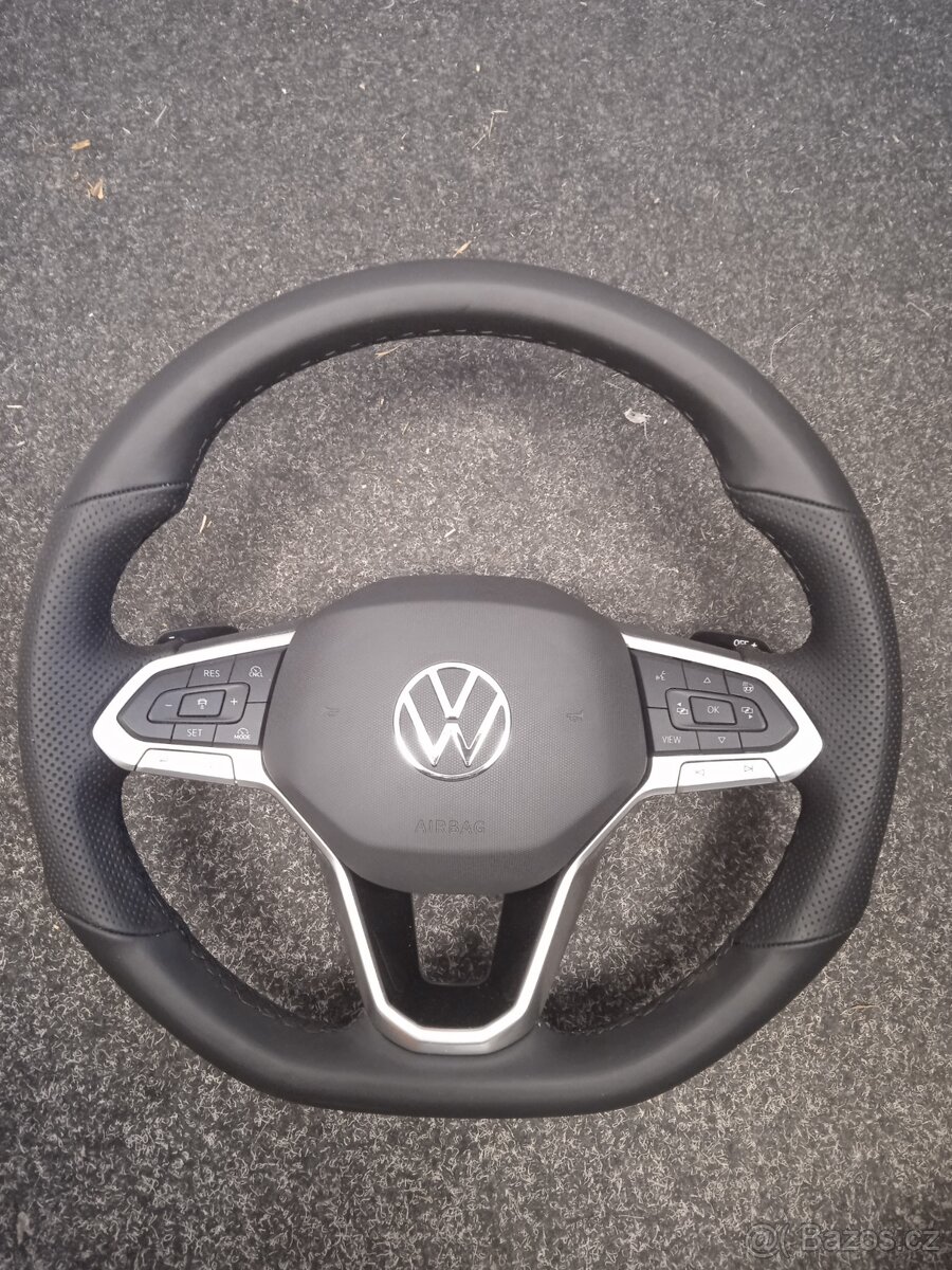 Volkswagen - nový volant, DSG, perfor kůže, multi., výhřev - 4