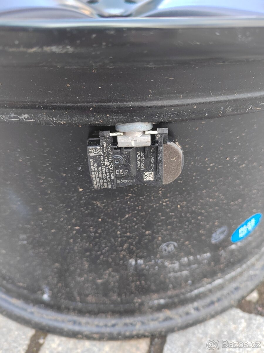 Prodám alu 20 CMS 5x120 ET 45 Range Rover Sport