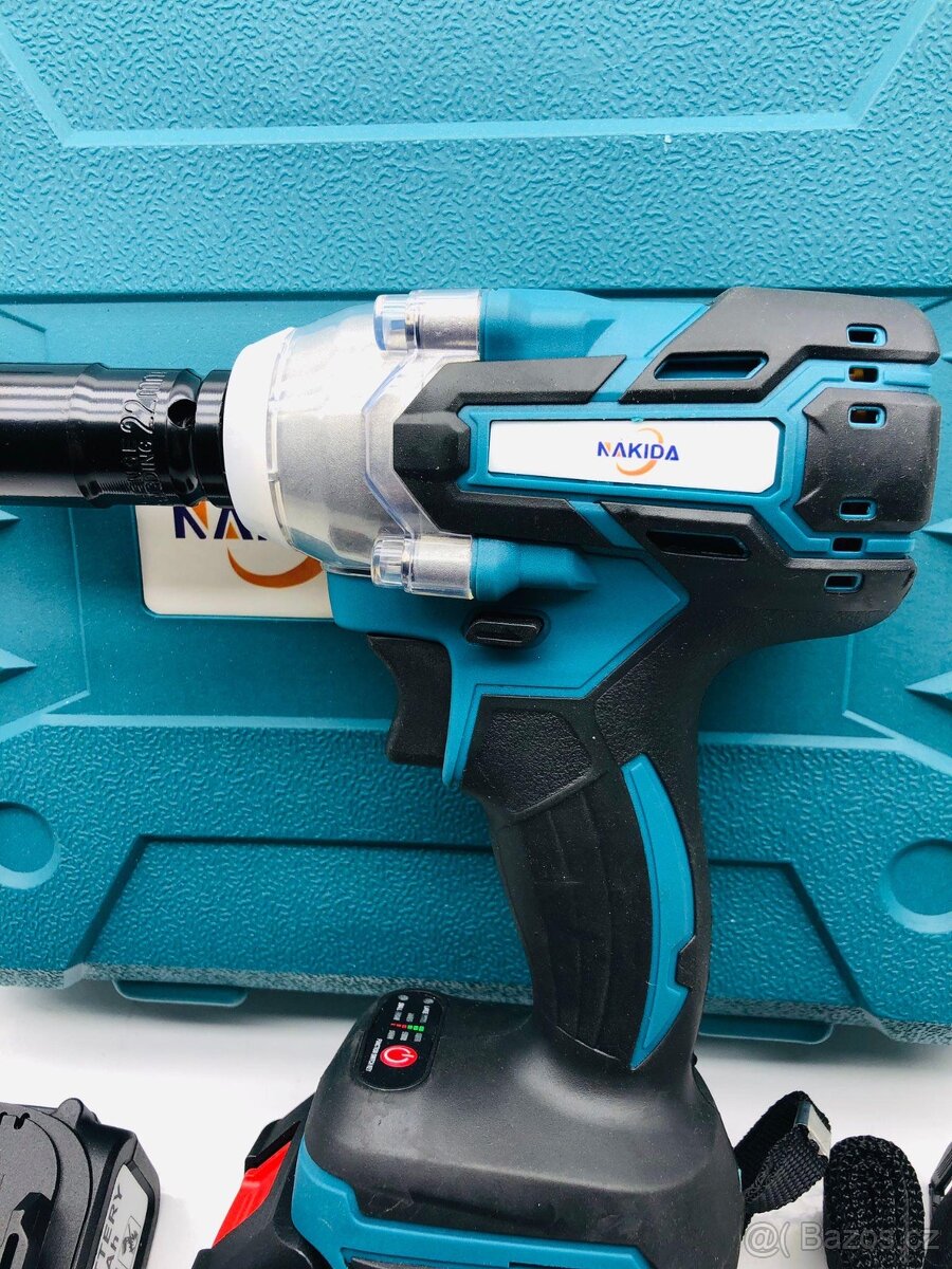 Aku rázový utahovák + 2xbaterie 21V - 4