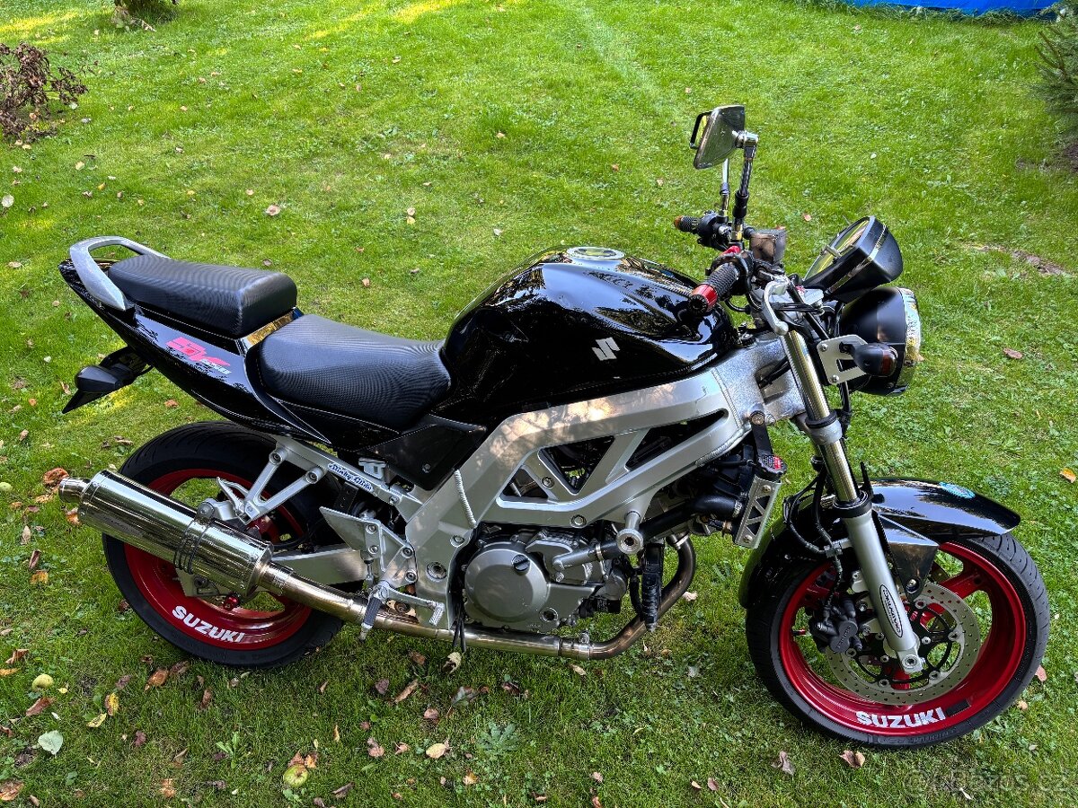 Suzuki SV650N - 4