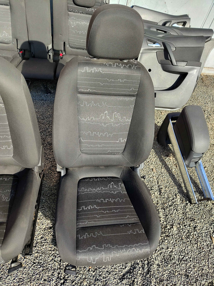 Sedačky, tapeci, loketka Meriva B - 4