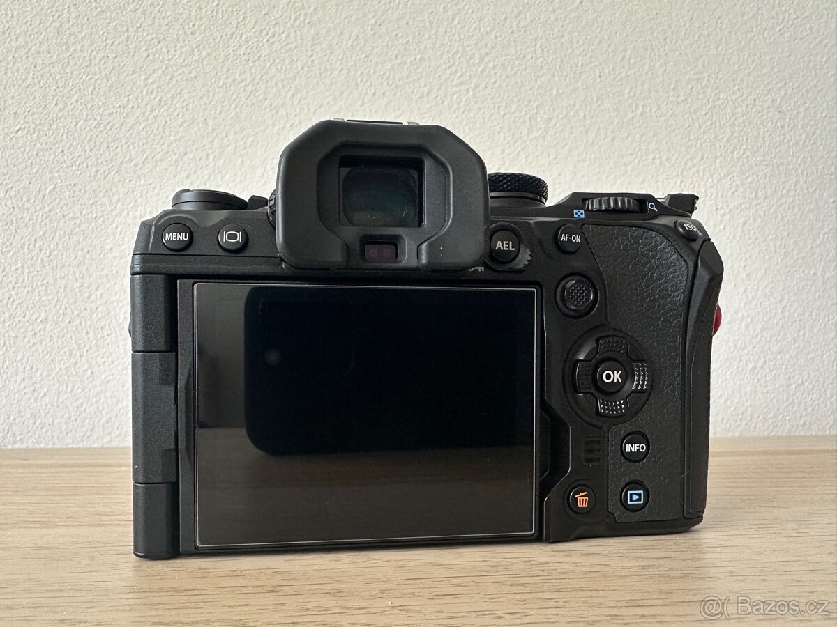 OM system - kompletní fotovýbava - 4