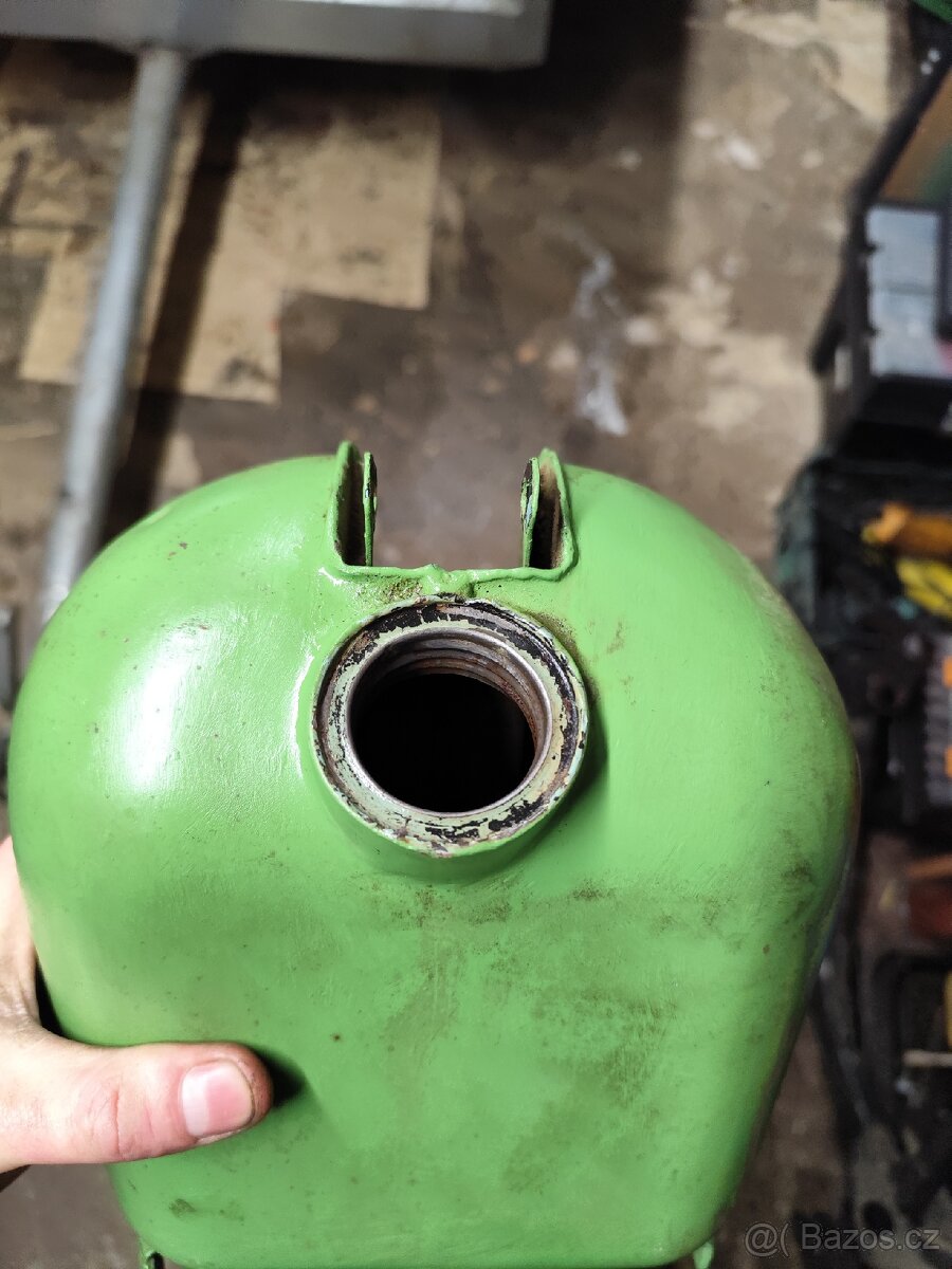 Jawa Pionyr nádrž - 4