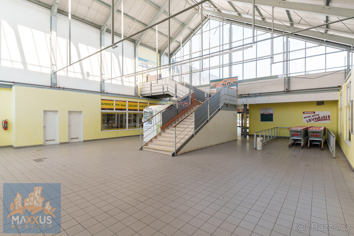 Prodej obchodního centra, Žatec - 4