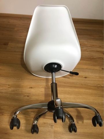 Otočné křeslo - 4