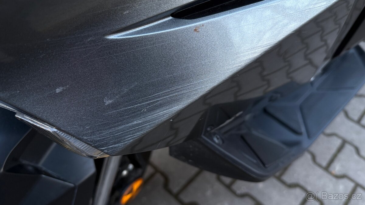 Honda Forza 750 šedá s výbavou r.v. 2023 - 4