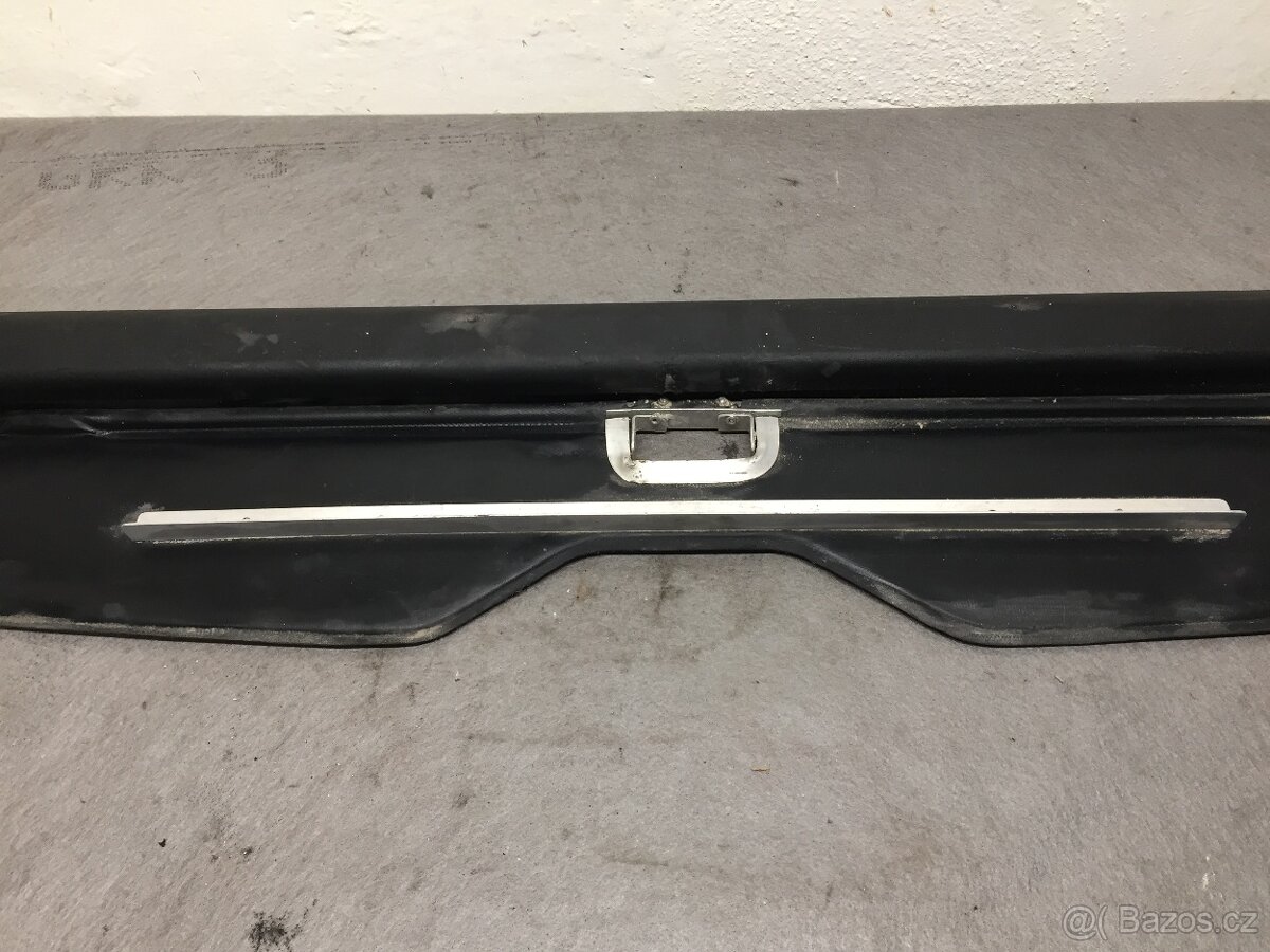 BMW E34 TOURING 1991-1996 - ROLETA KUFRU - 4