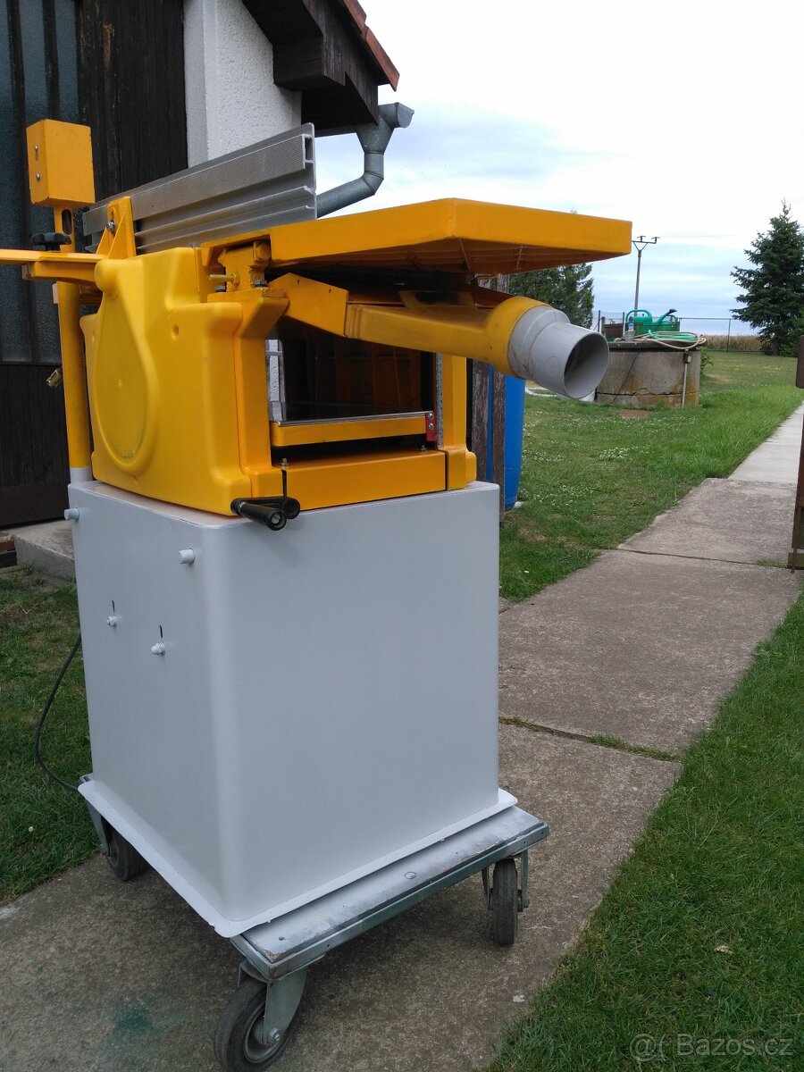 Prodám hoblovku s protahem PT 260 A - 4