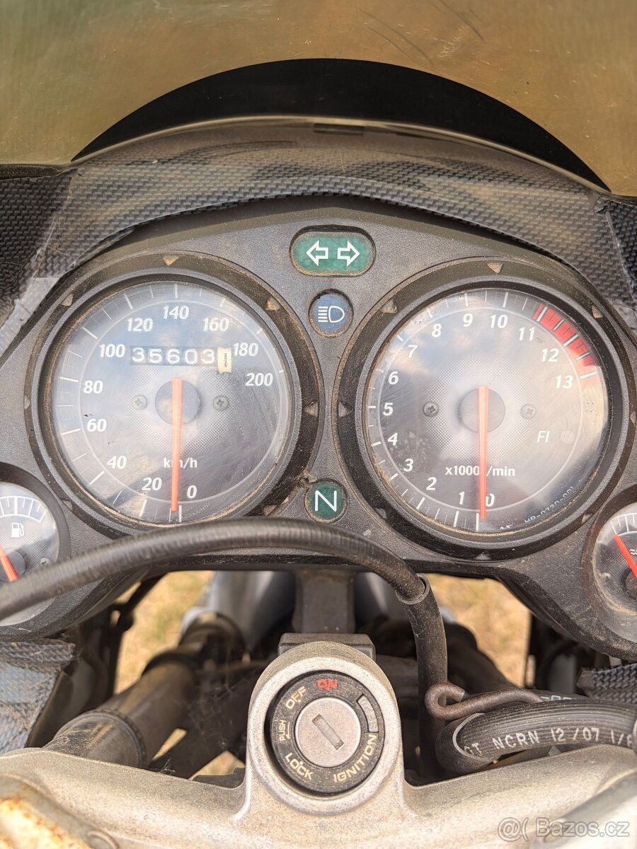 Honda CBR 125R 2008 - 4