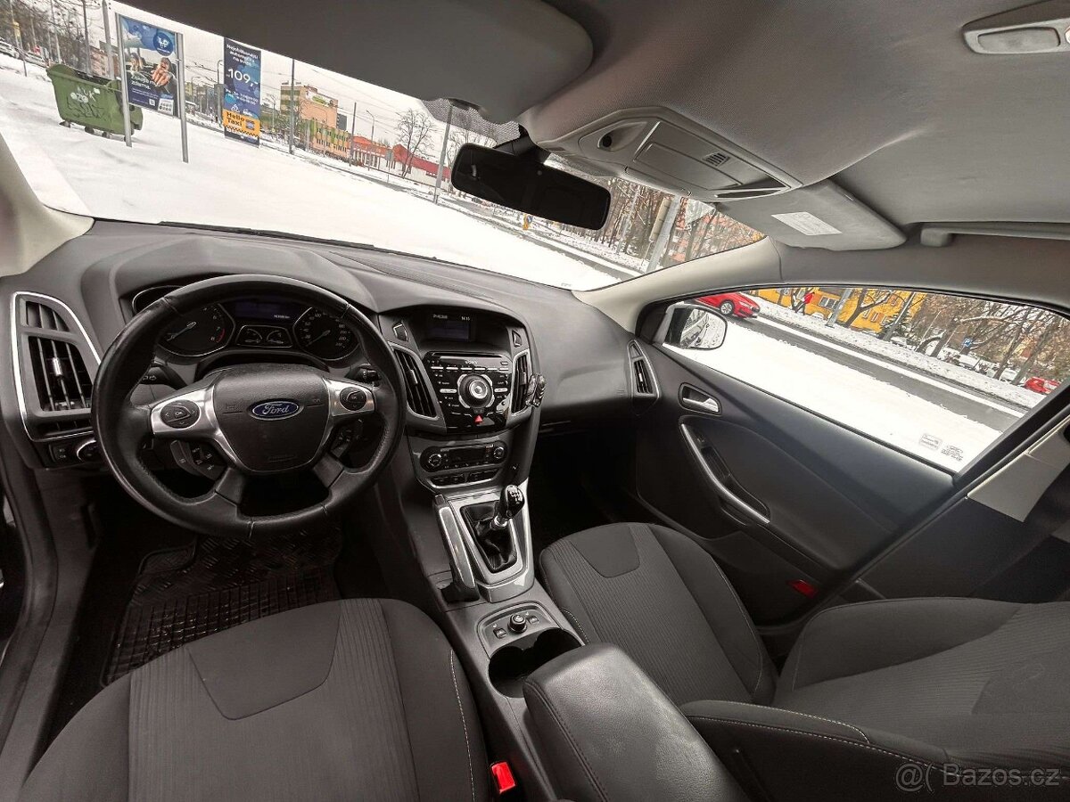 FORD FOCUS 1,6 110kw - 4