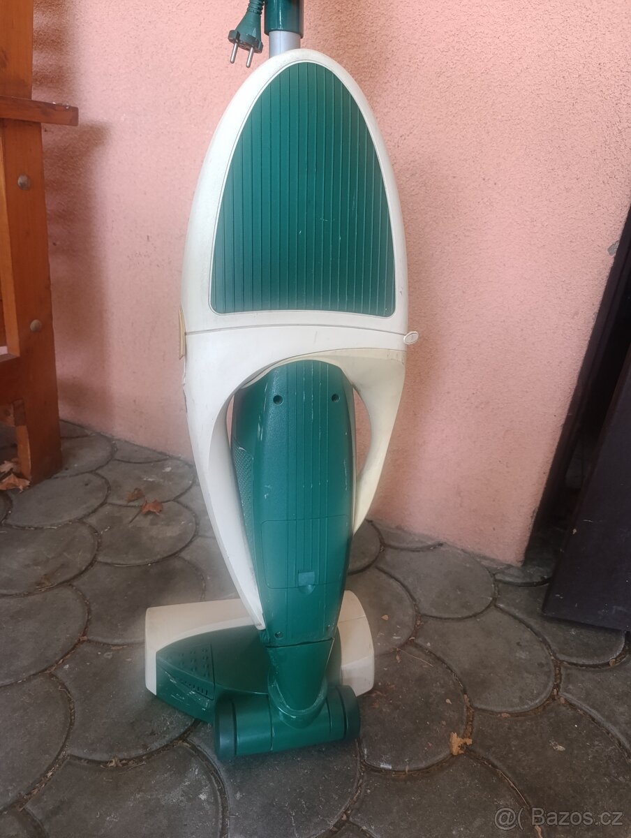Vysavač Vorwerk KOBOLD EB350 - 4