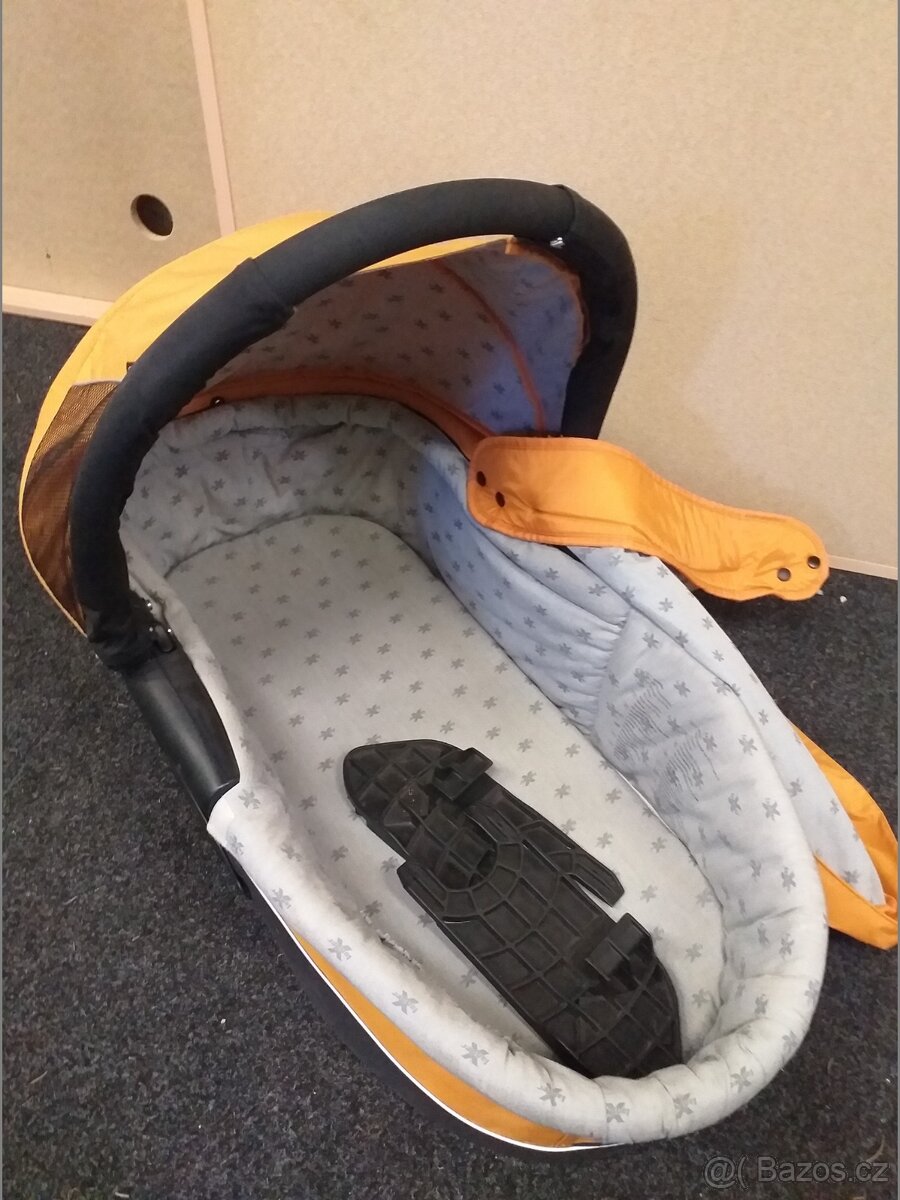 komplet kočárku X-lander X3 čtyřkolka hluboká korbička - 4