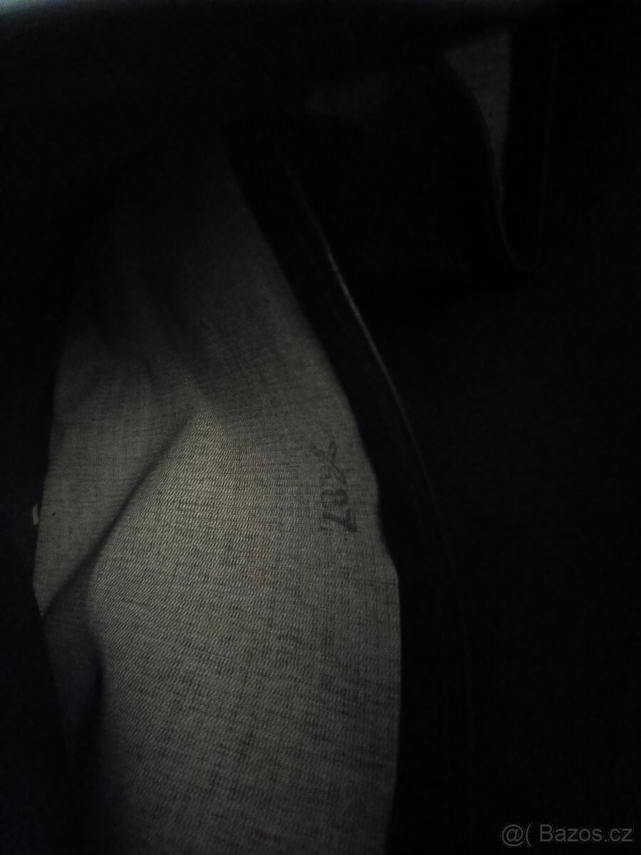 Starý vojenský koženkový kufr vz.85- rozměr 57x42x16,5cm - v - 4