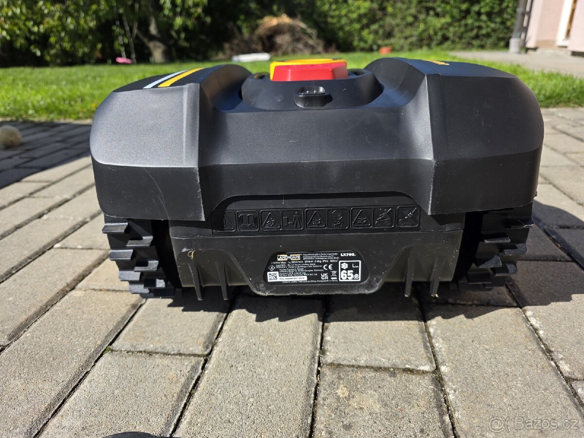 LandXcape Robotická sekačka LX790 do 600 m2 - 4