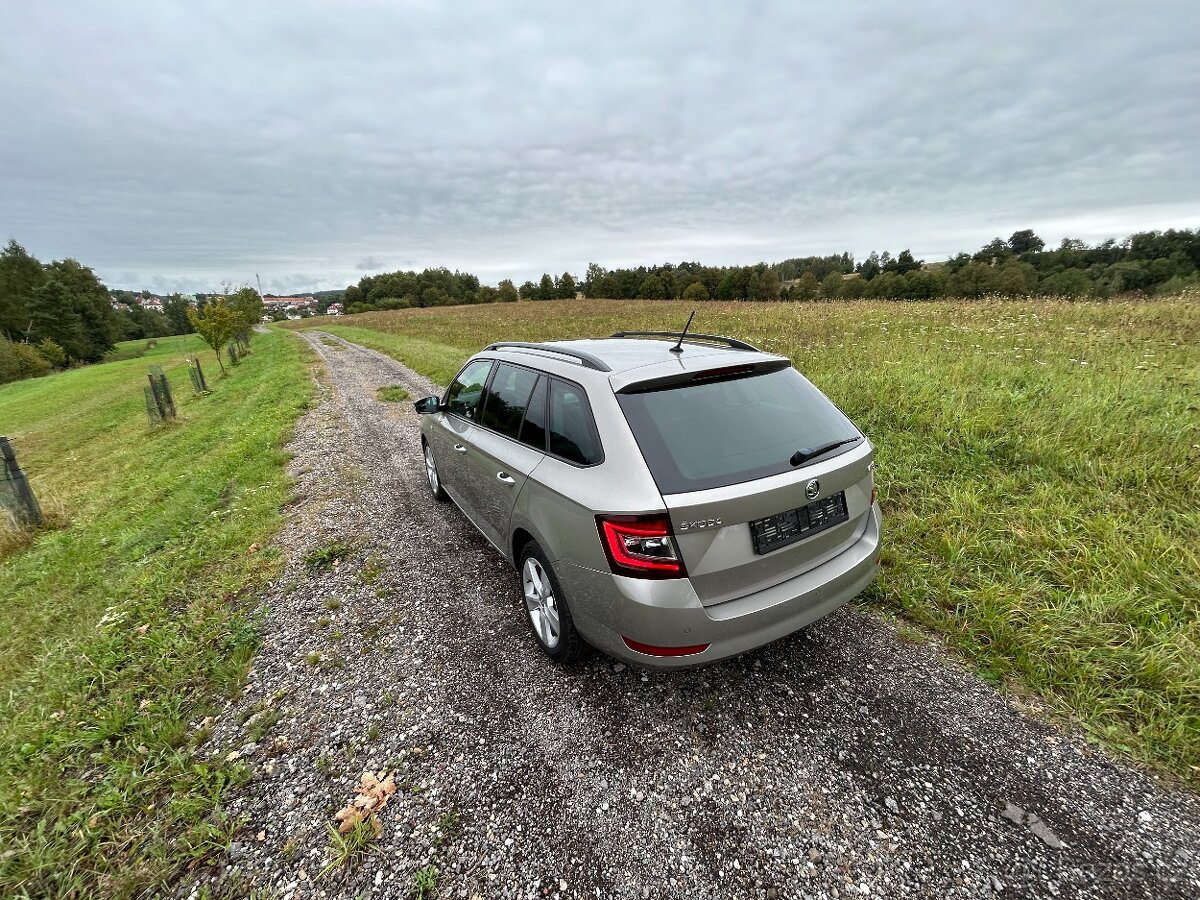 Prodám Škoda Fabia III 1,0 TSI DSG Edition 100 Let Škoda - 4