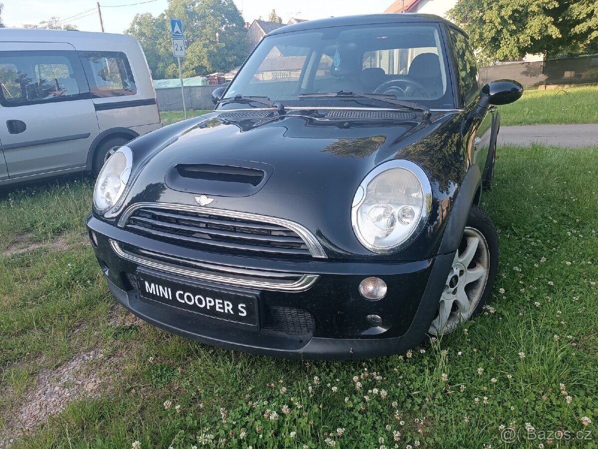 Veškeré náhradní díly Mini Cooper S R53 120kw r.v. 9/2003 - 4